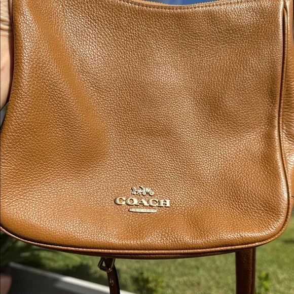COACH Ellie File Bag in Gold/ Light Saddle NWOT - Picture 3 of 14